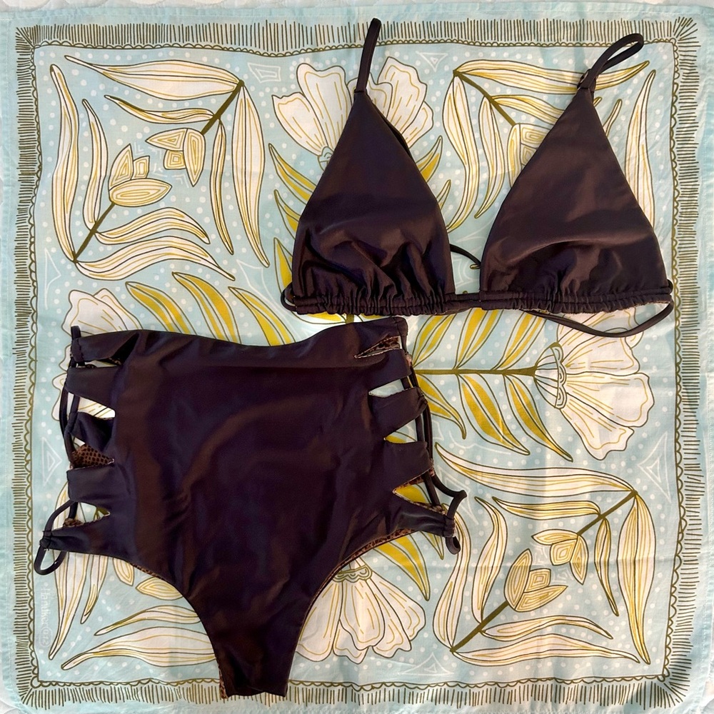 48 Hours SALE‼️ Acacia Swimwear Queens Bottom and Gigi Top in Ash